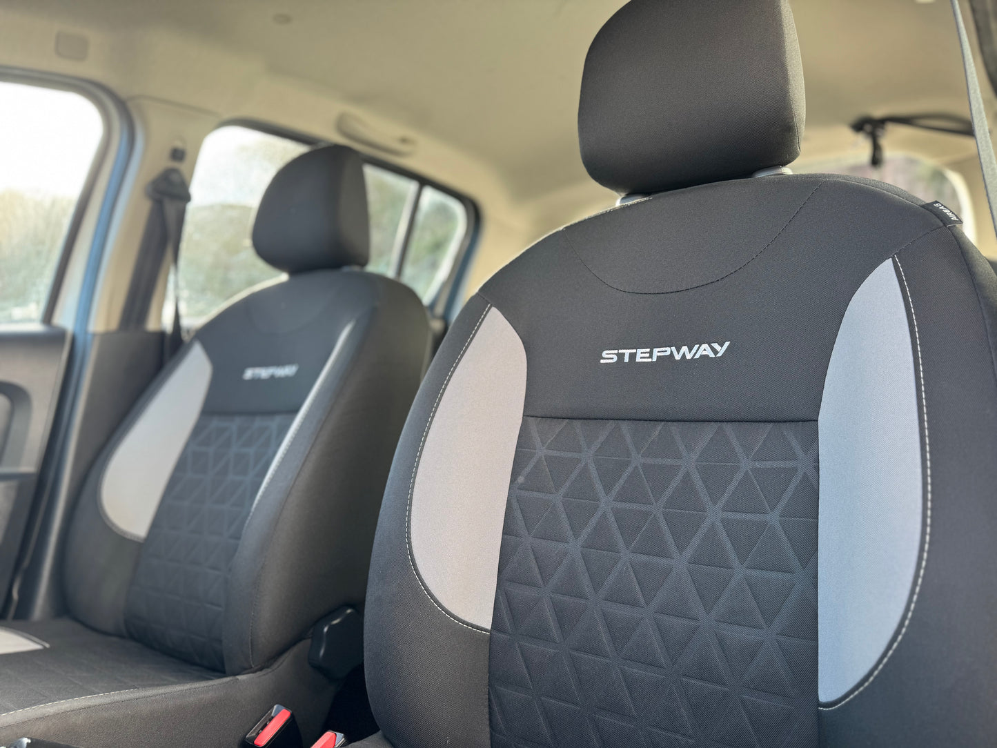 Dacia Sandero Stepway 0.9 TCe Laureate 2014