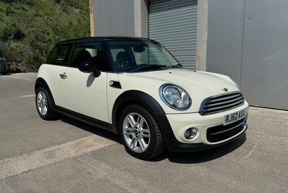 Mini Cooper 1.6 2012
